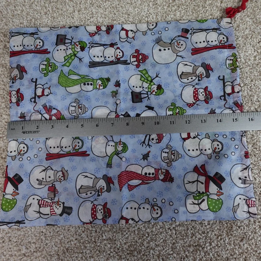 Thirty-One Large Timeless Memory Pouch Snow Daze Holiday Drawstring Gift Bag